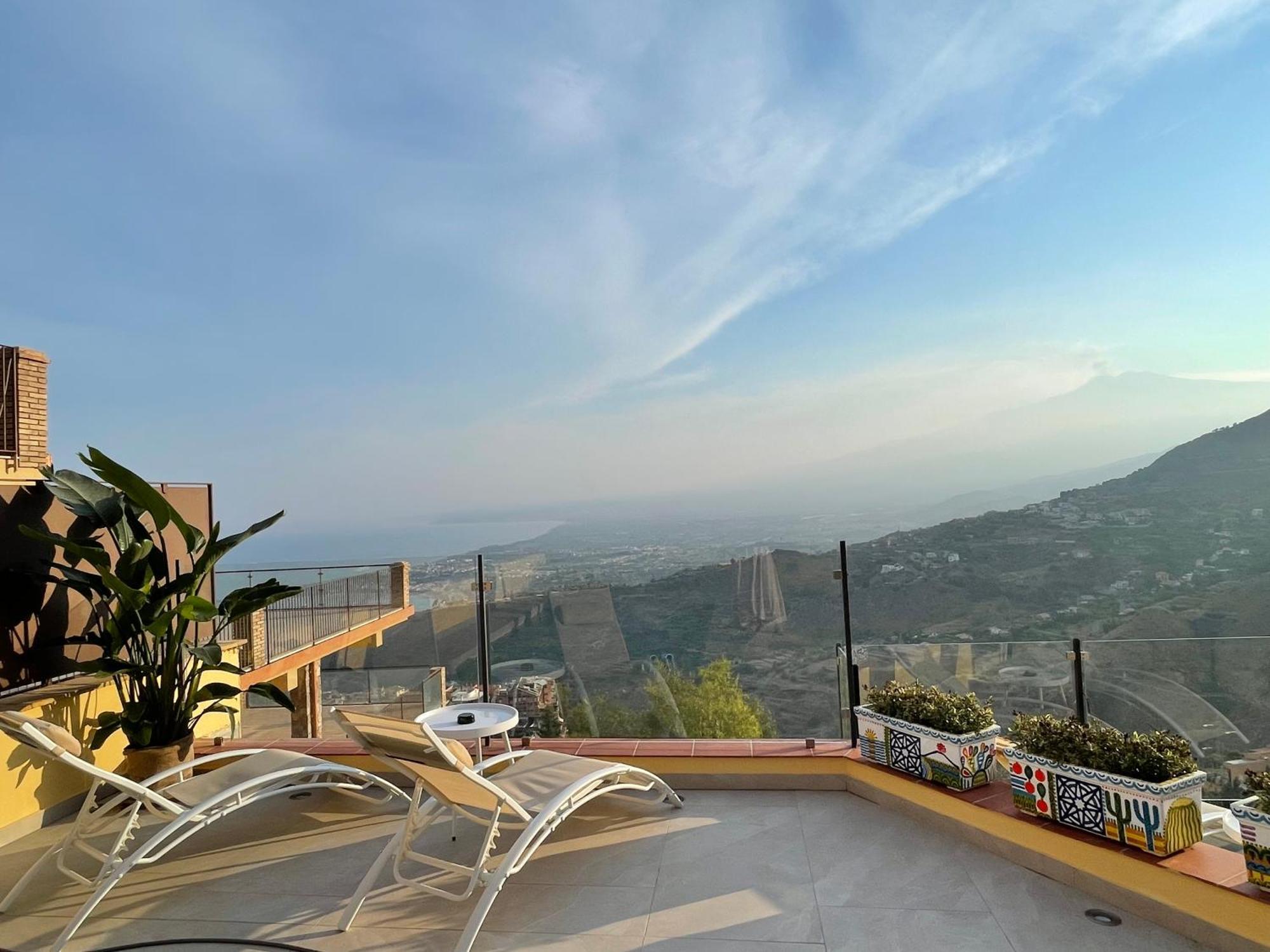 Villa Da Vinci Luxury Panoramic Apartments - Taormina Rooms Collection Kültér fotó